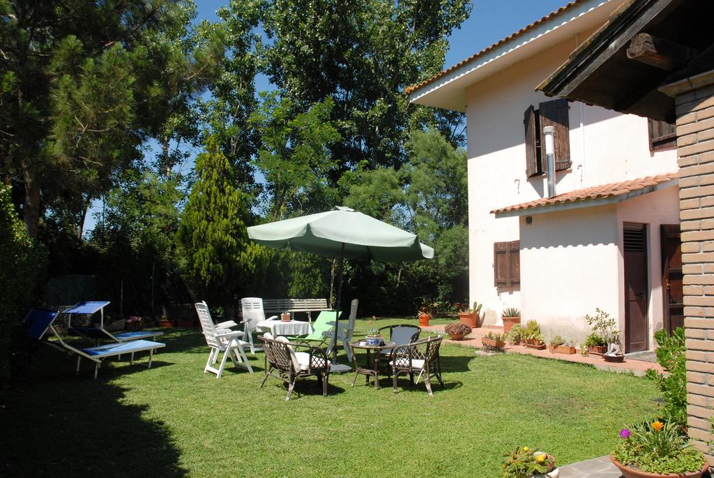 B&B Fra E Fe Arborea Esterno foto