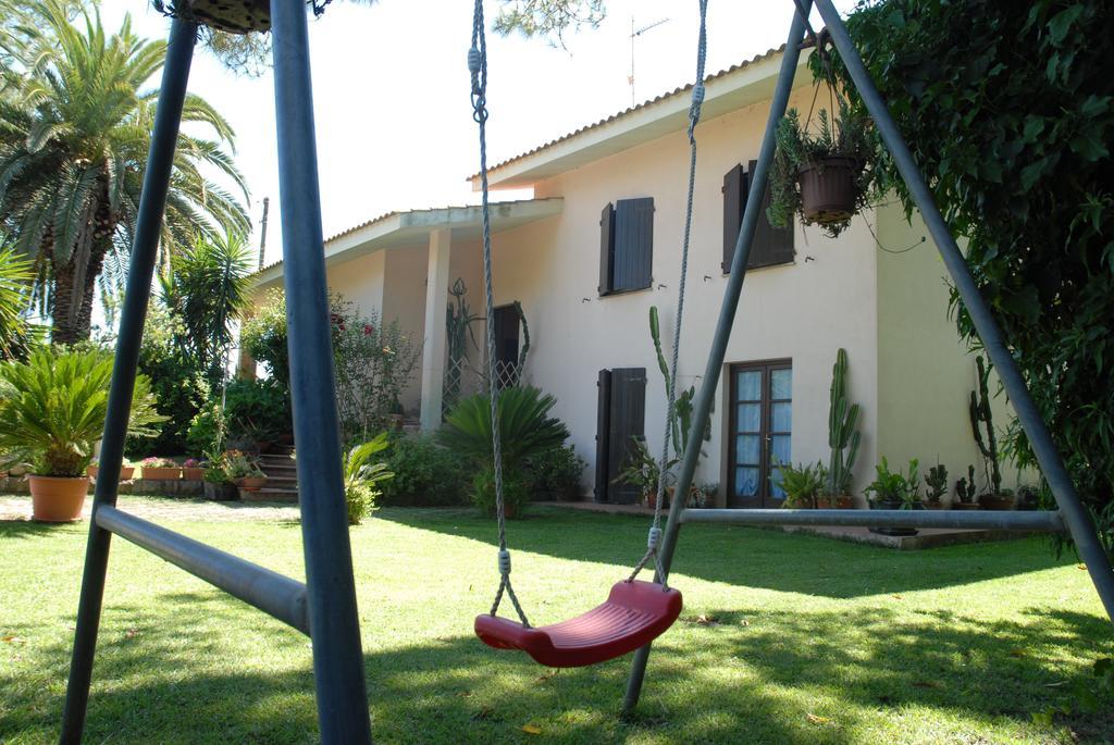 B&B Fra E Fe Arborea Esterno foto