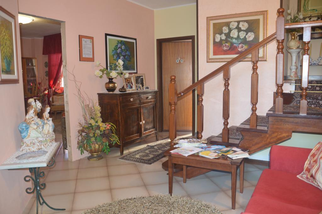 B&B Fra E Fe Arborea Esterno foto