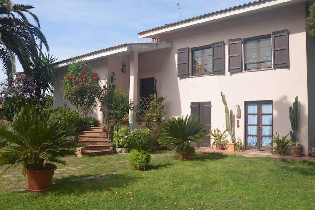 B&B Fra E Fe Arborea Esterno foto